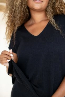 Indigo Luna Helga Tee Black New In