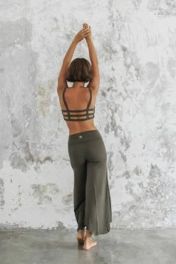 Indigo Luna Boxy Crop Forest