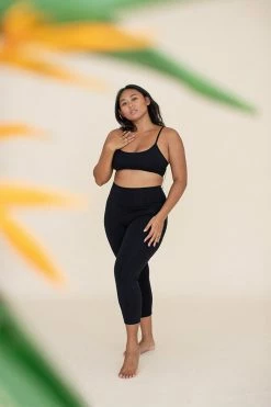 Indigo Luna Ananda Capri Black New In