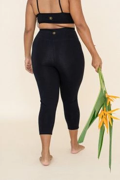 Indigo Luna Ananda Capri Black New In