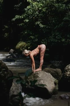 Indigo Luna Vayลซ Legging Viola Earth